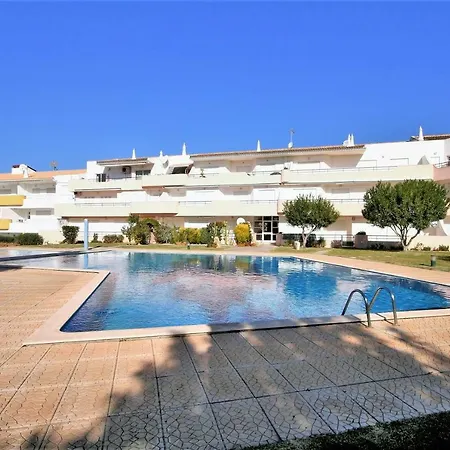 Casa Dos Carvalhos *